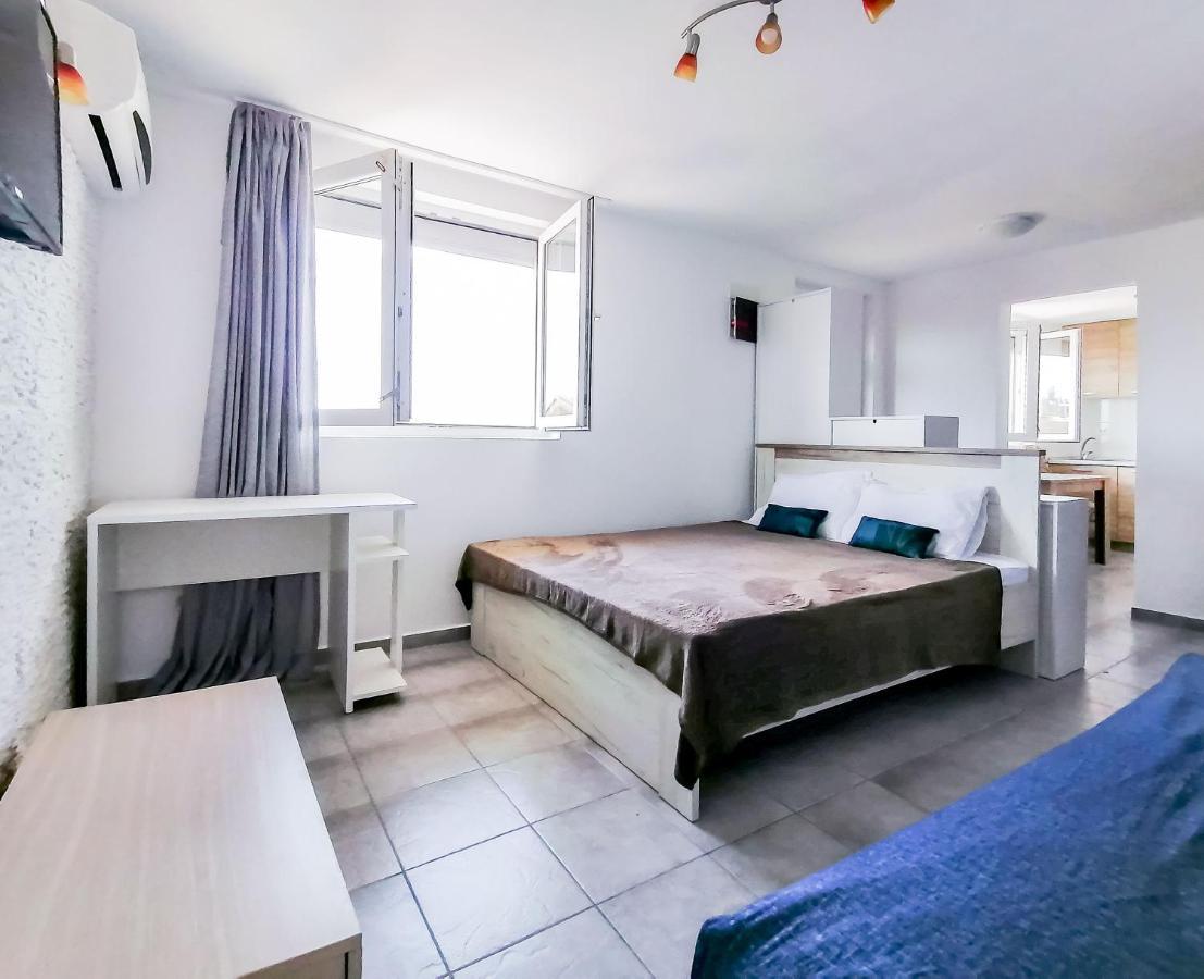 Apartments Siesta Tivat Dış mekan fotoğraf