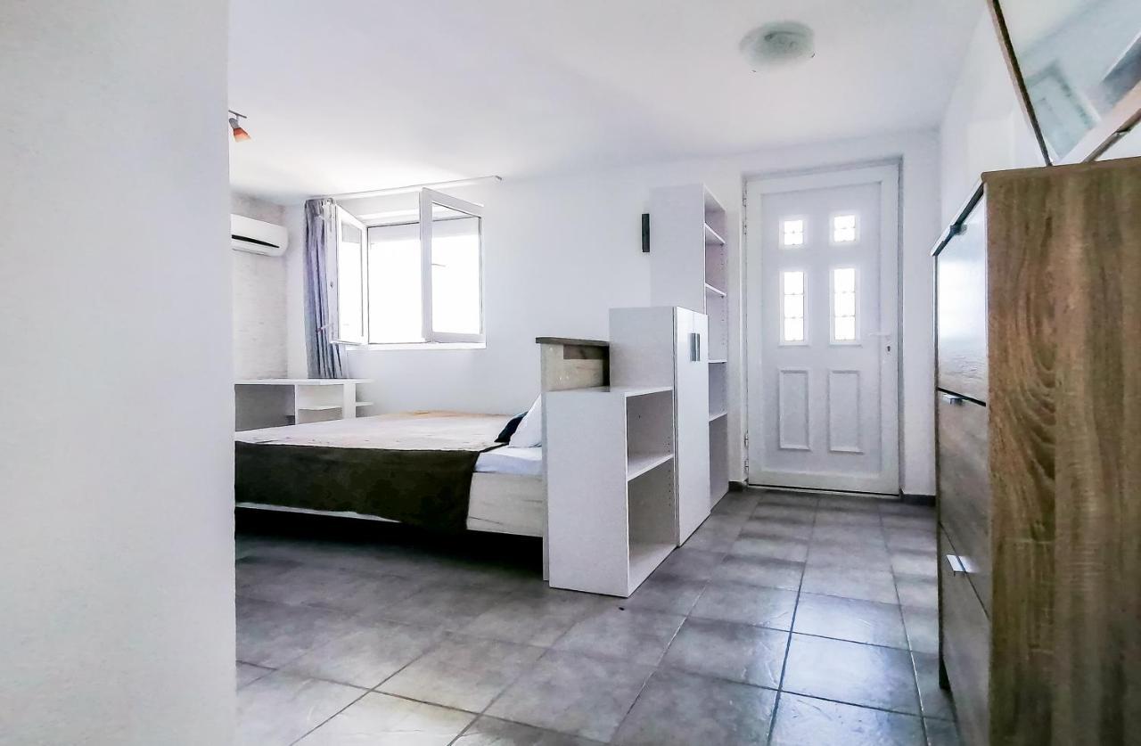 Apartments Siesta Tivat Dış mekan fotoğraf