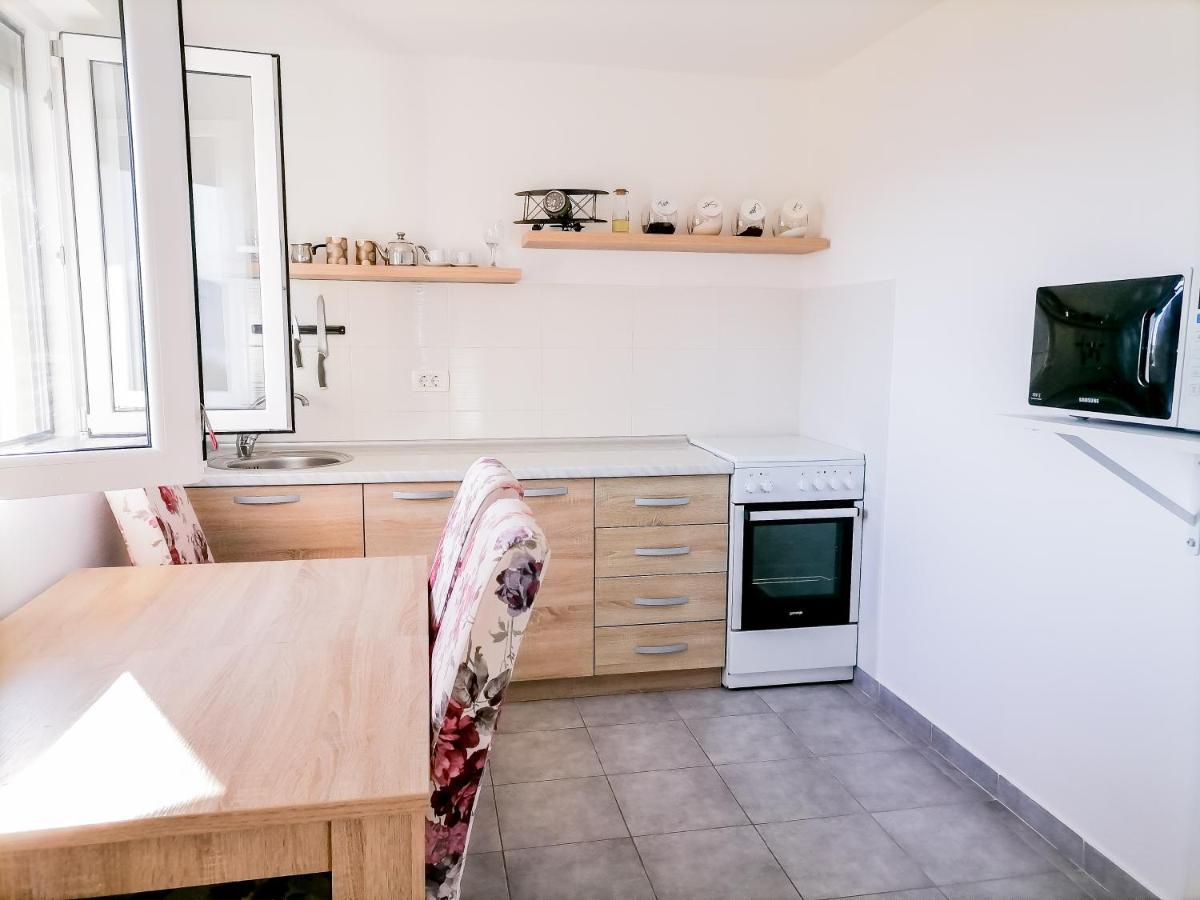 Apartments Siesta Tivat Dış mekan fotoğraf