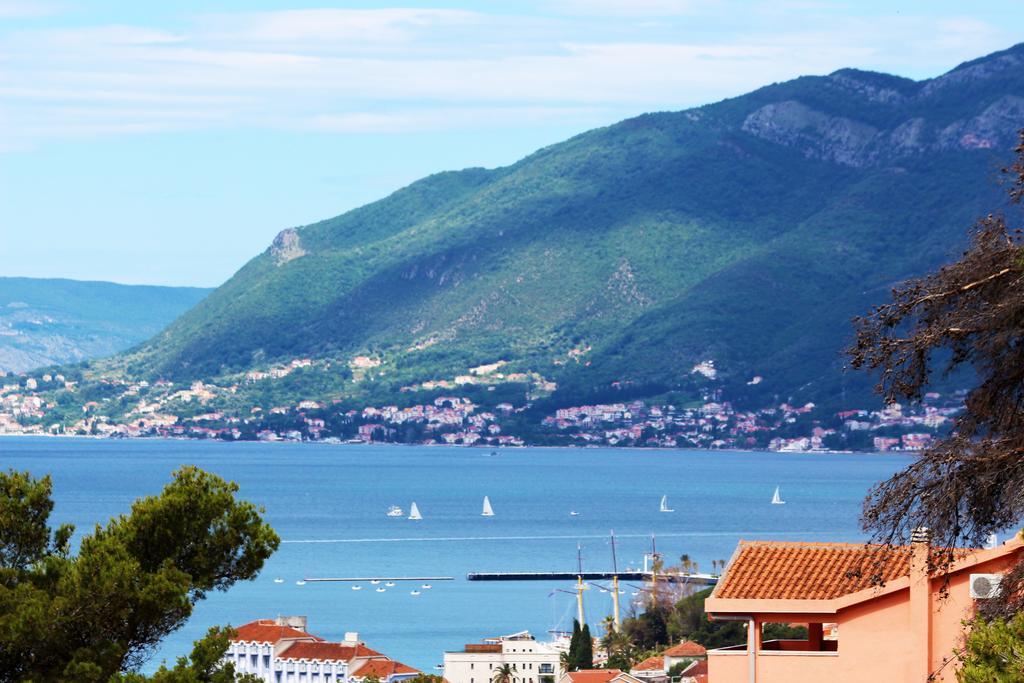 Apartments Siesta Tivat Dış mekan fotoğraf